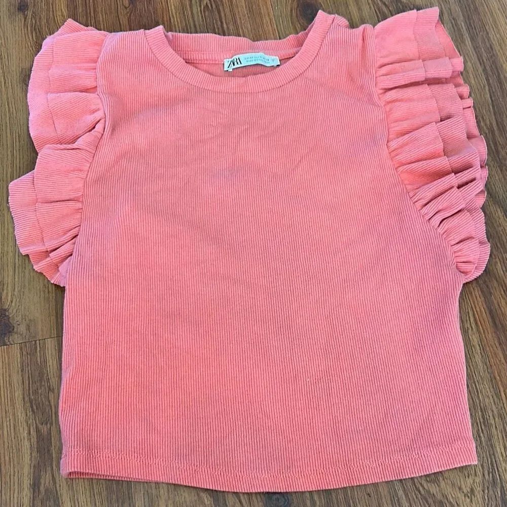 Zara coral ruffle T-shirt ribbed size M